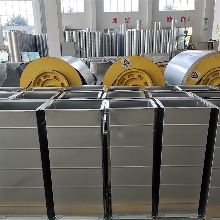 白鐵風管加工廠家承接共板法蘭風管加工角鐵法蘭風管制作 